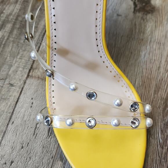 Adrienne Vittadini Yellow High Heel Sandals Studded Faux Pearl & Rhinestones 10 - Picture 7 of 9